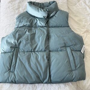 NWT* Old Navy Puffer Vest-Sage Green